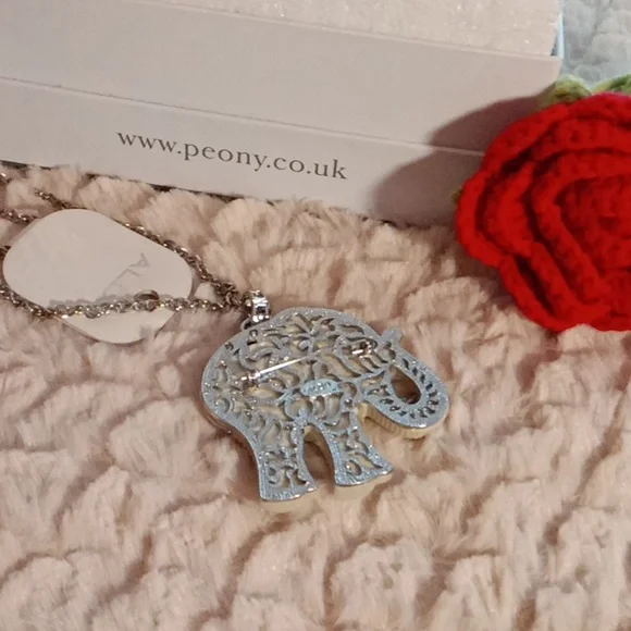 NWT "Aldo" elephant pin/pendant - Picture 4 of 5